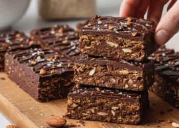 3 Homemade Protein Bars You Can Make in Minutes