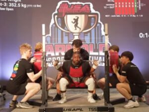 Lorenzo Wright's 352.5 kg Squat at the 2026 USA Powerlifting Arnold Sports Festival Raw Challenge